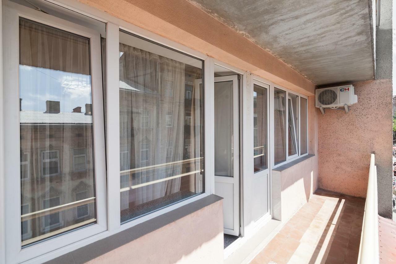 Avangard Shpytalna 20A Apart Lemberg Exterior foto